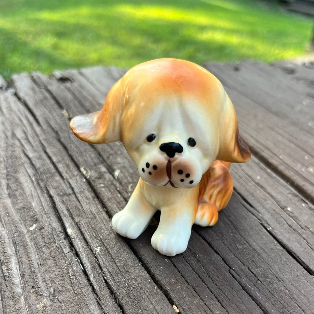 Napcoware Vintage Ceramic Dog Figurine Blonde Tan‎ White Puppy Sitting Japan
